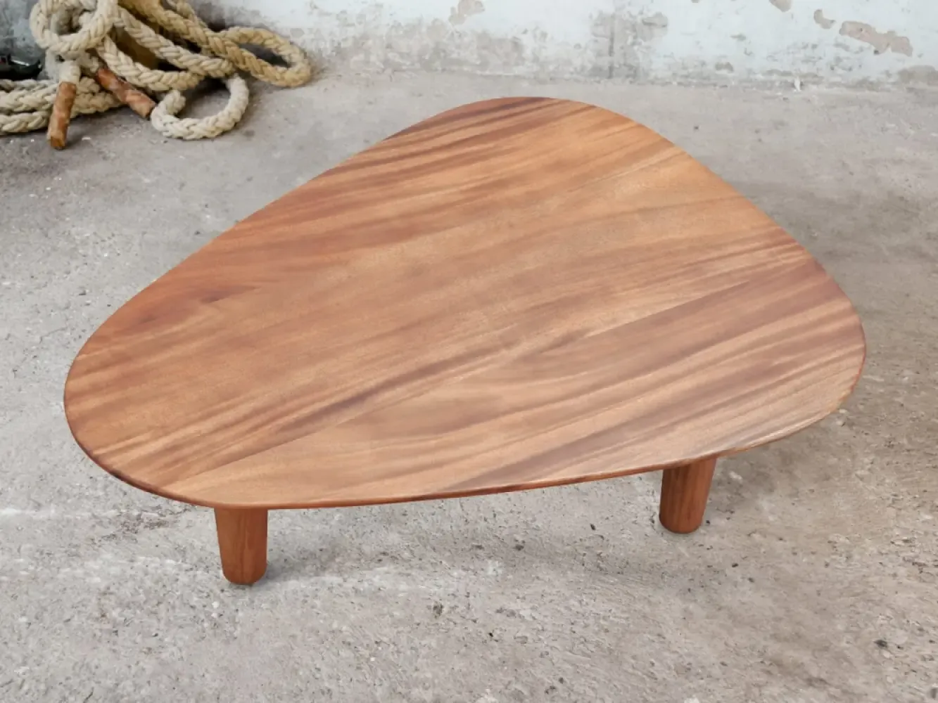 Cavel Kiezel Notenhouten Salontafel