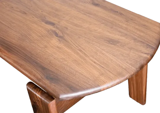Cavel Artson Salontafel | Massief Amerikaans Notenhout Cavel Artson Salontafel | Massief Amerikaans Notenhout